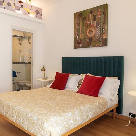 Via Prospero Petroni 9 - Bari Stazione - Hotel Eksteriør billede