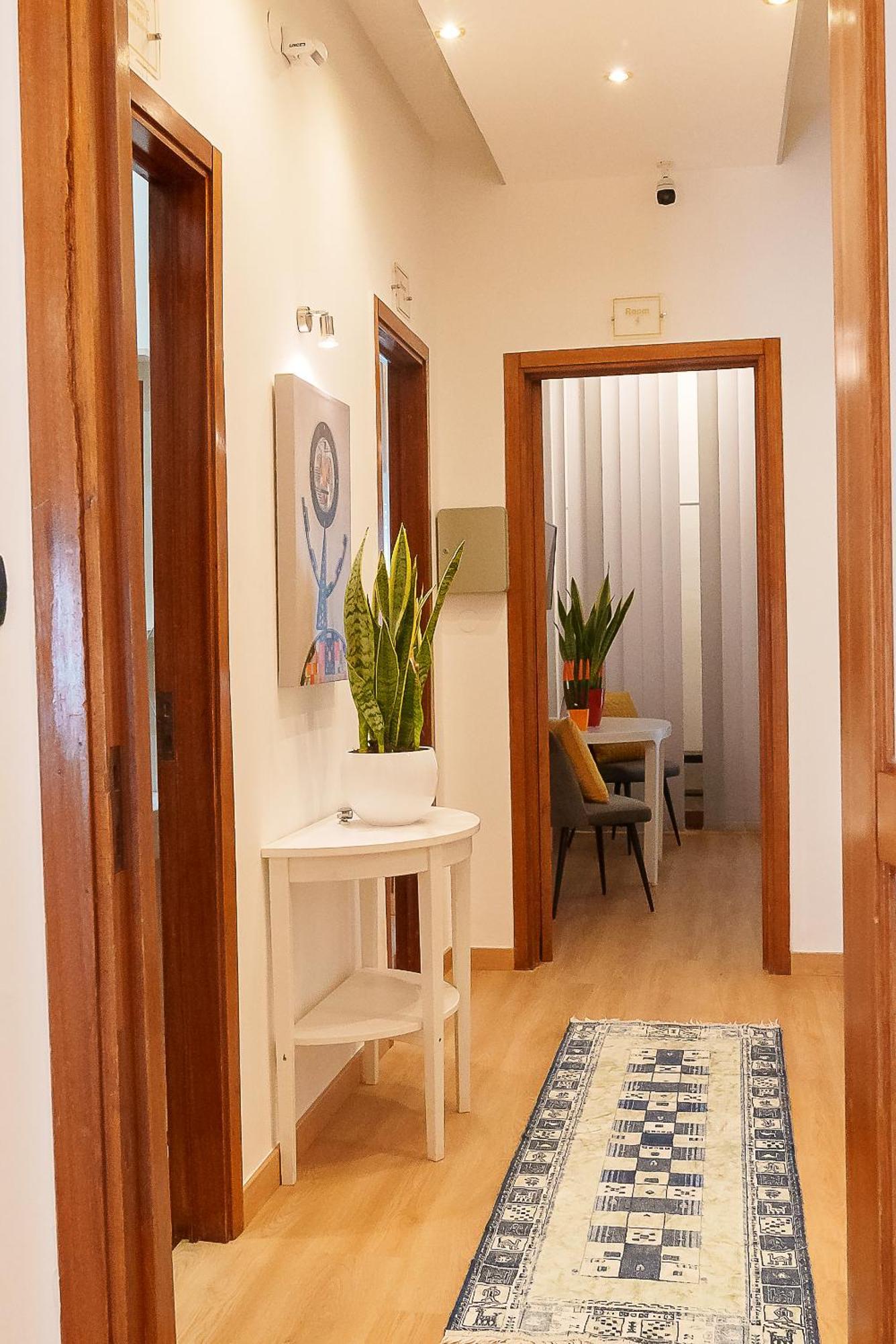 Via Prospero Petroni 9 - Bari Stazione - Hotel Eksteriør billede